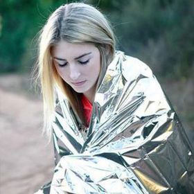 Human Body Hypothermia Lifesaving Emergency Blanket In Outdoor Field (Option: PETsilver-140X210CM)